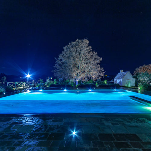 Leonardo-trulli-resort -night garden- Locorotondo